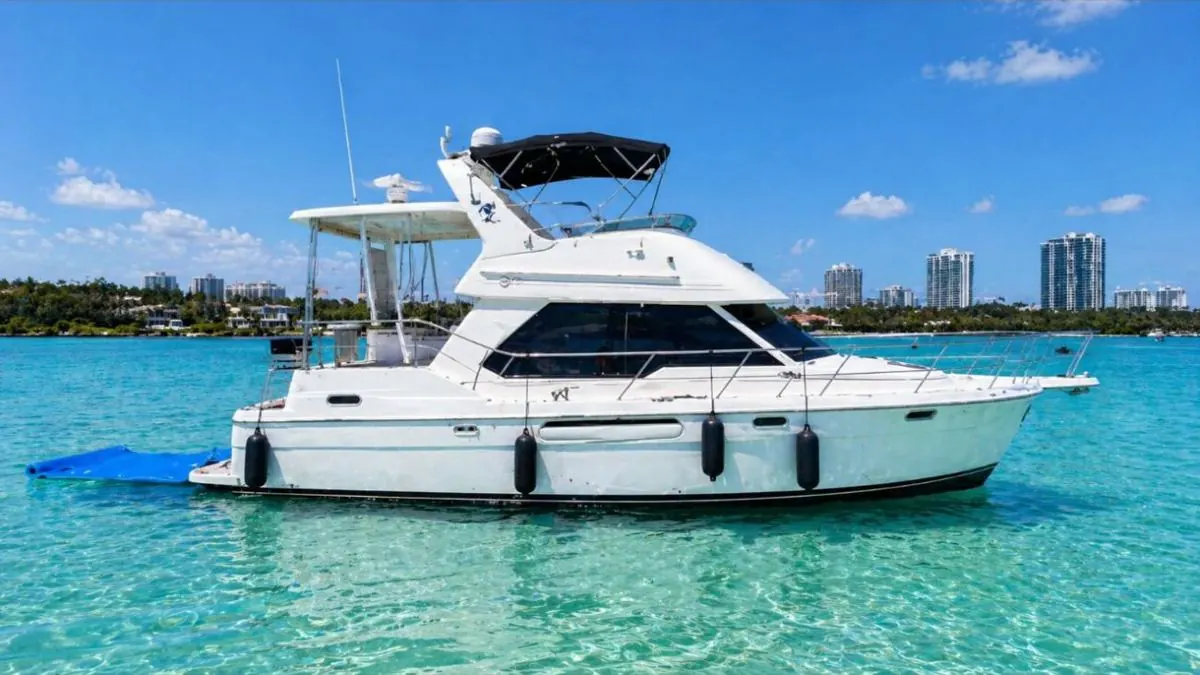 45' Sport Yacht, photo 2