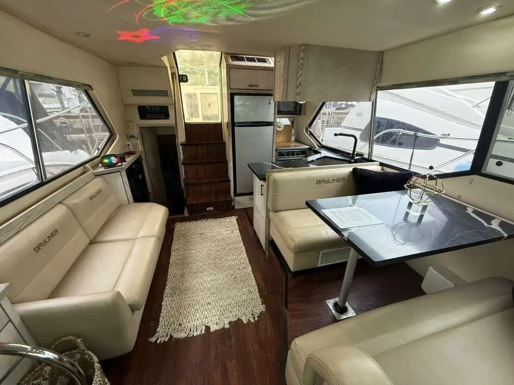 45' Sport Yacht, photo 4