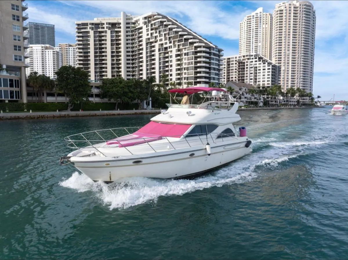 45' Sport Yacht, photo 4