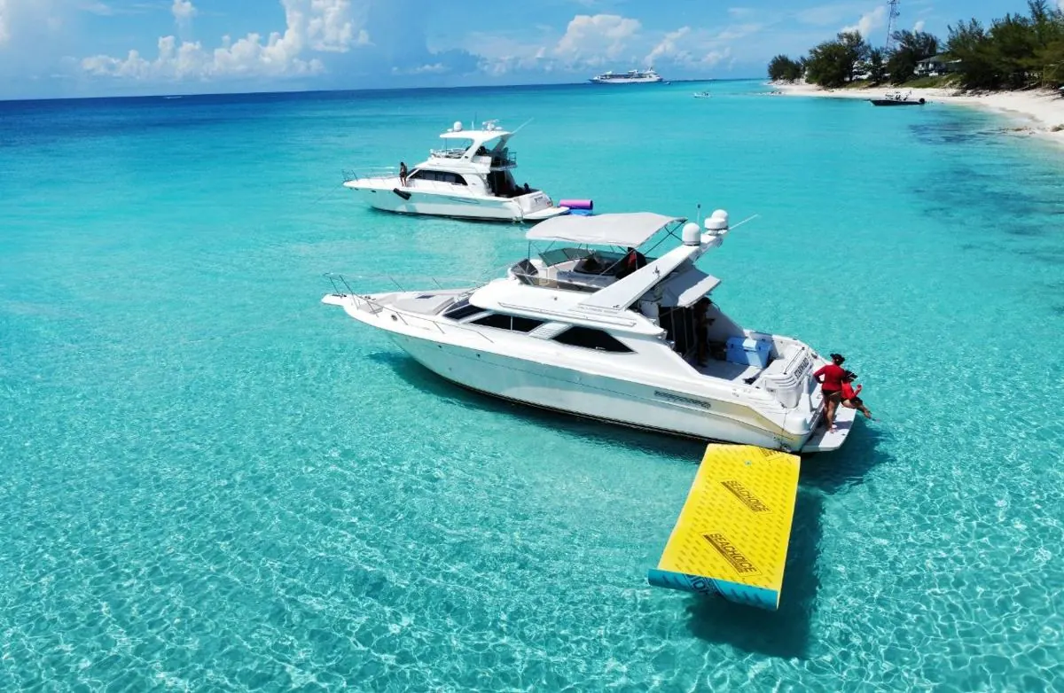 50' Sport Yacht, photo 3
