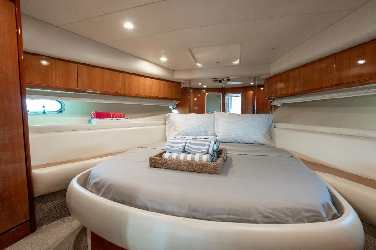50' Sport Yacht, photo 5