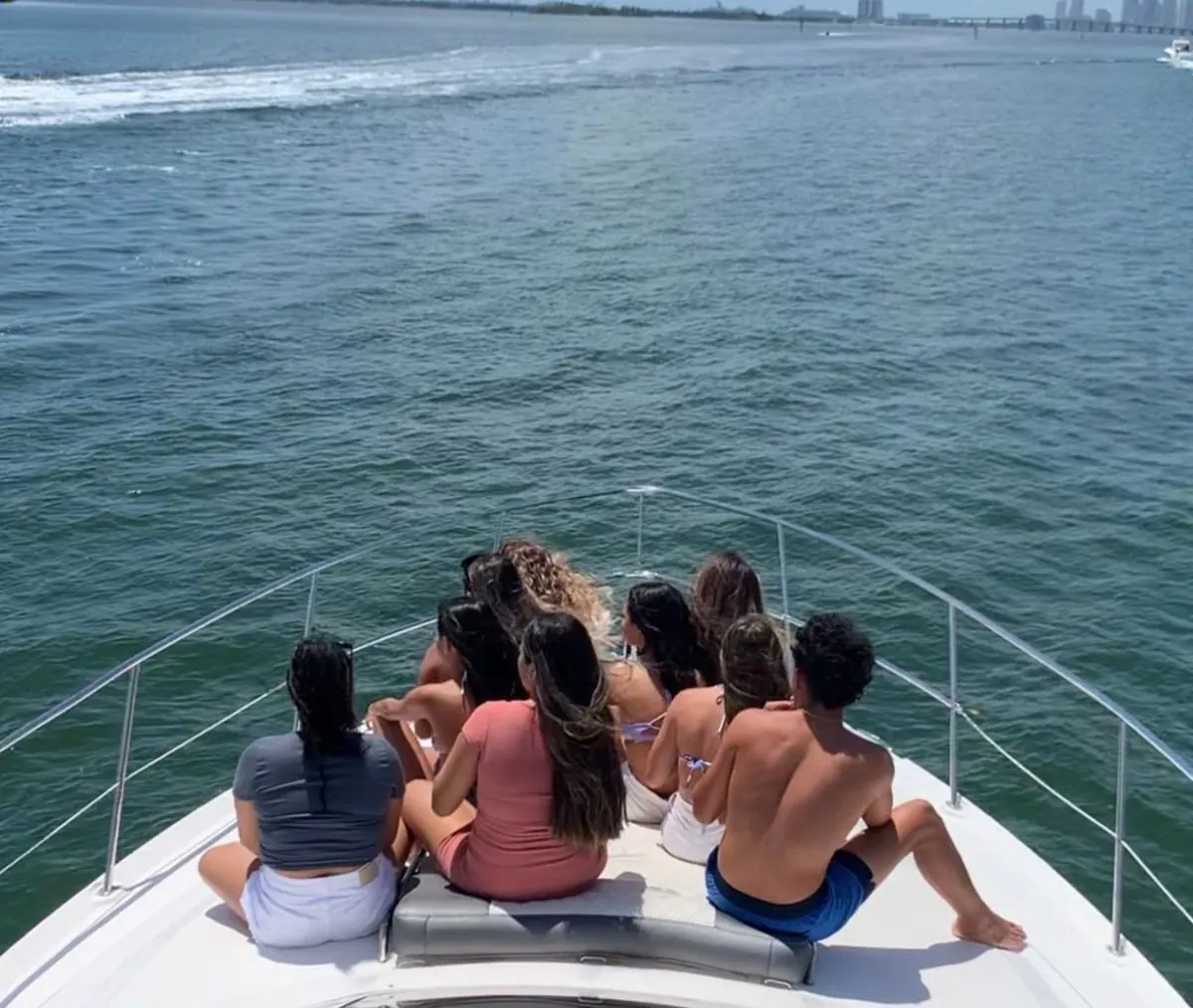50' Sport Yacht, photo 4