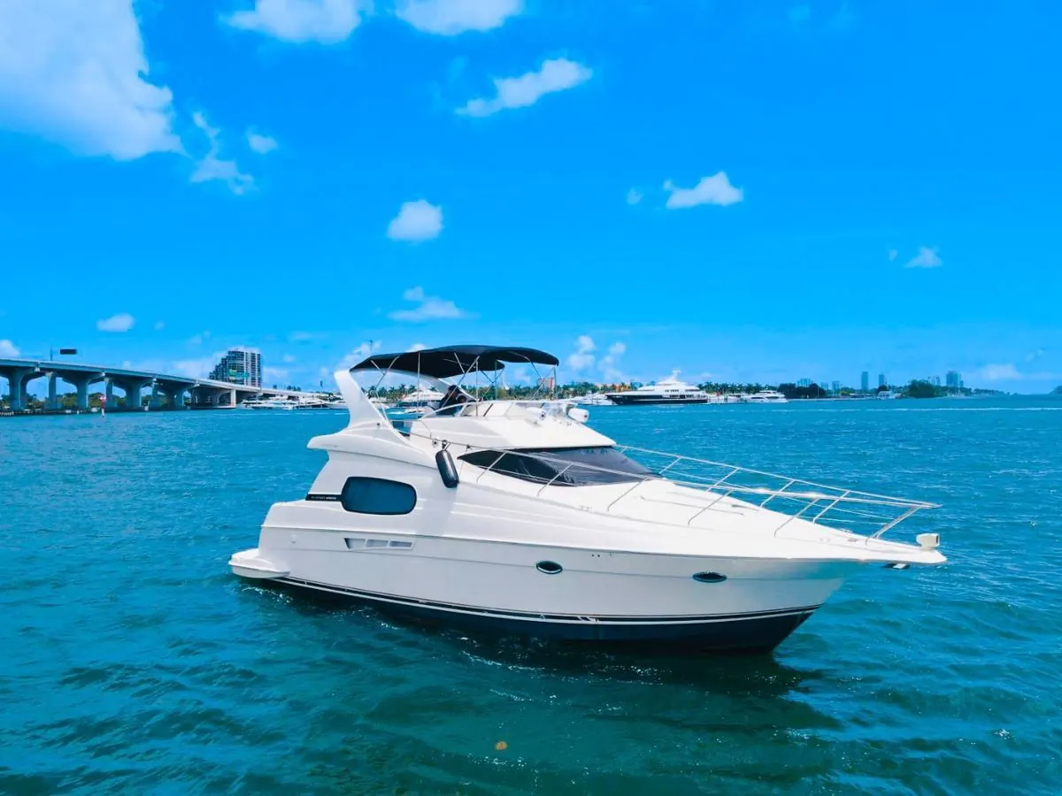 50' Sport Yacht, photo 2
