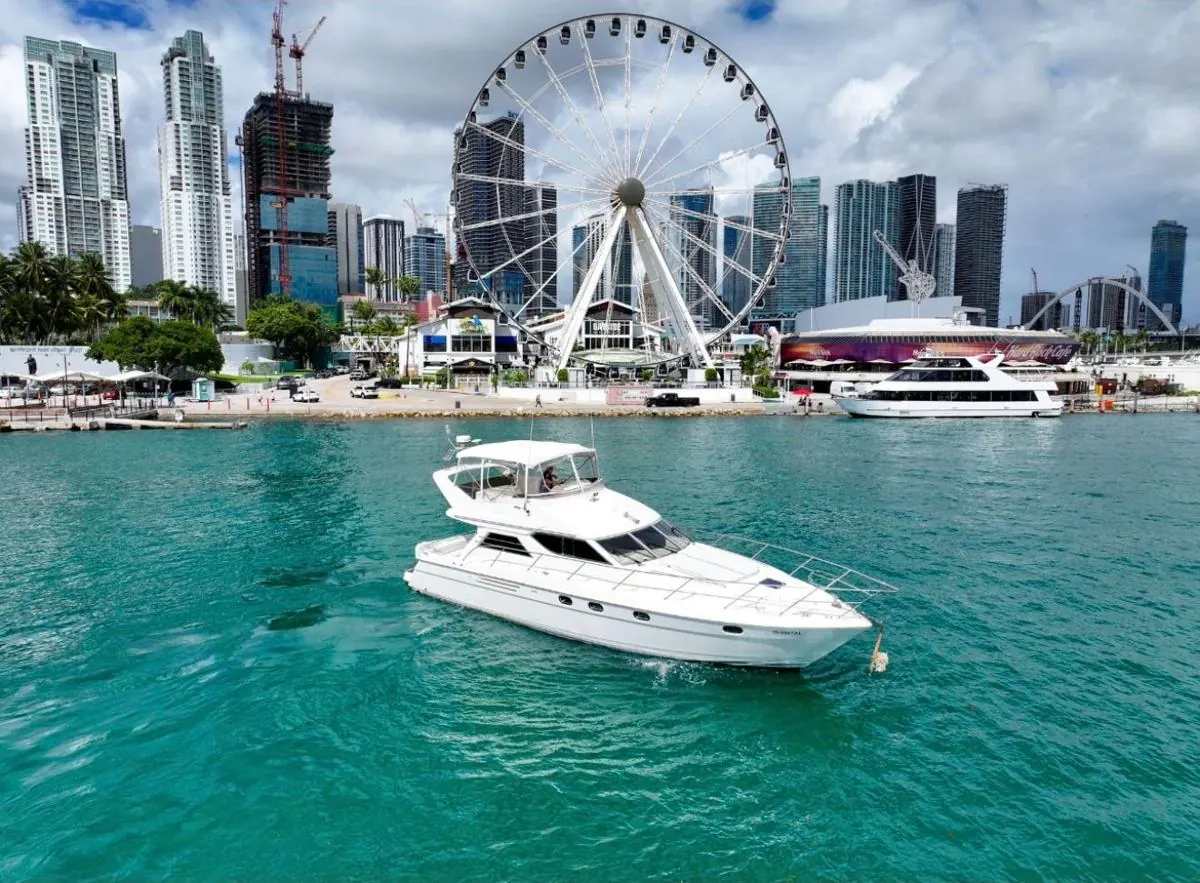 55' Sport Yacht, photo 2