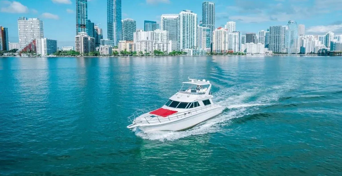 60' Motor Yacht
