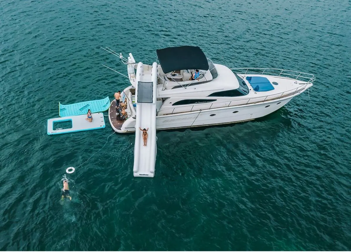 60' Motor Yacht, photo 5