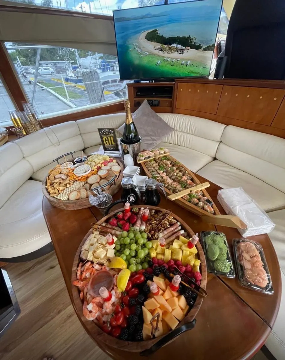 62' Motor Yacht, photo 3