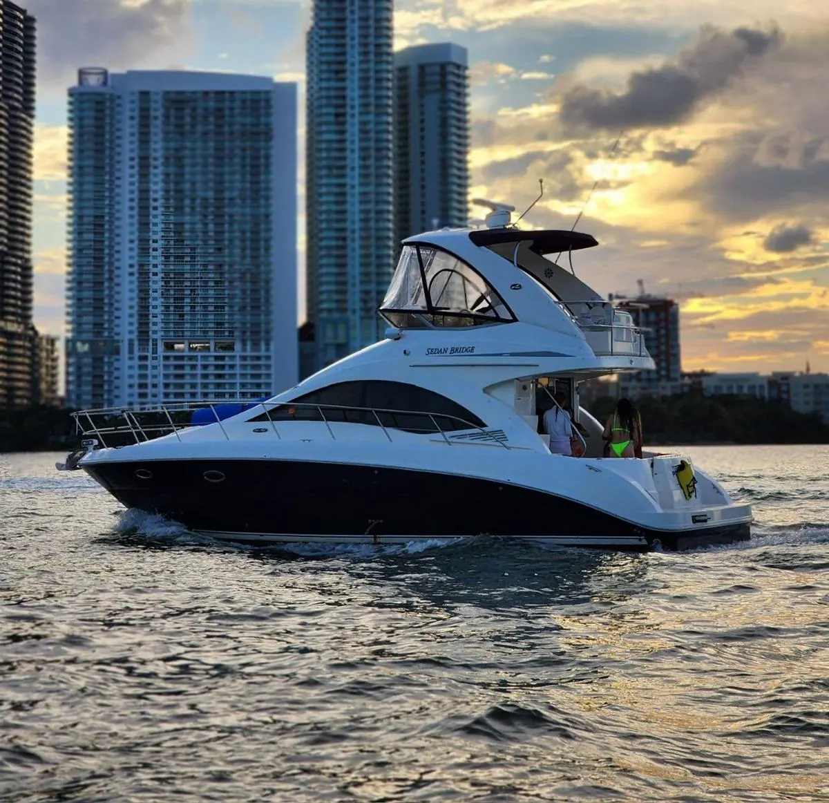 40' Day Cruiser, photo 3