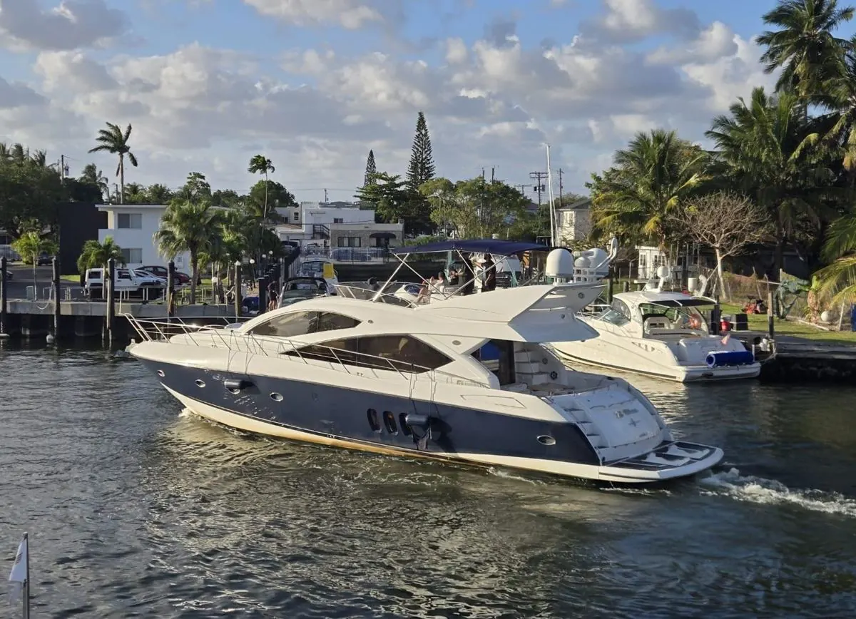 70' Motor Yacht