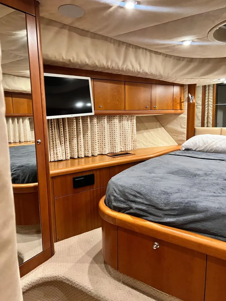 70' Motor Yacht, photo 5