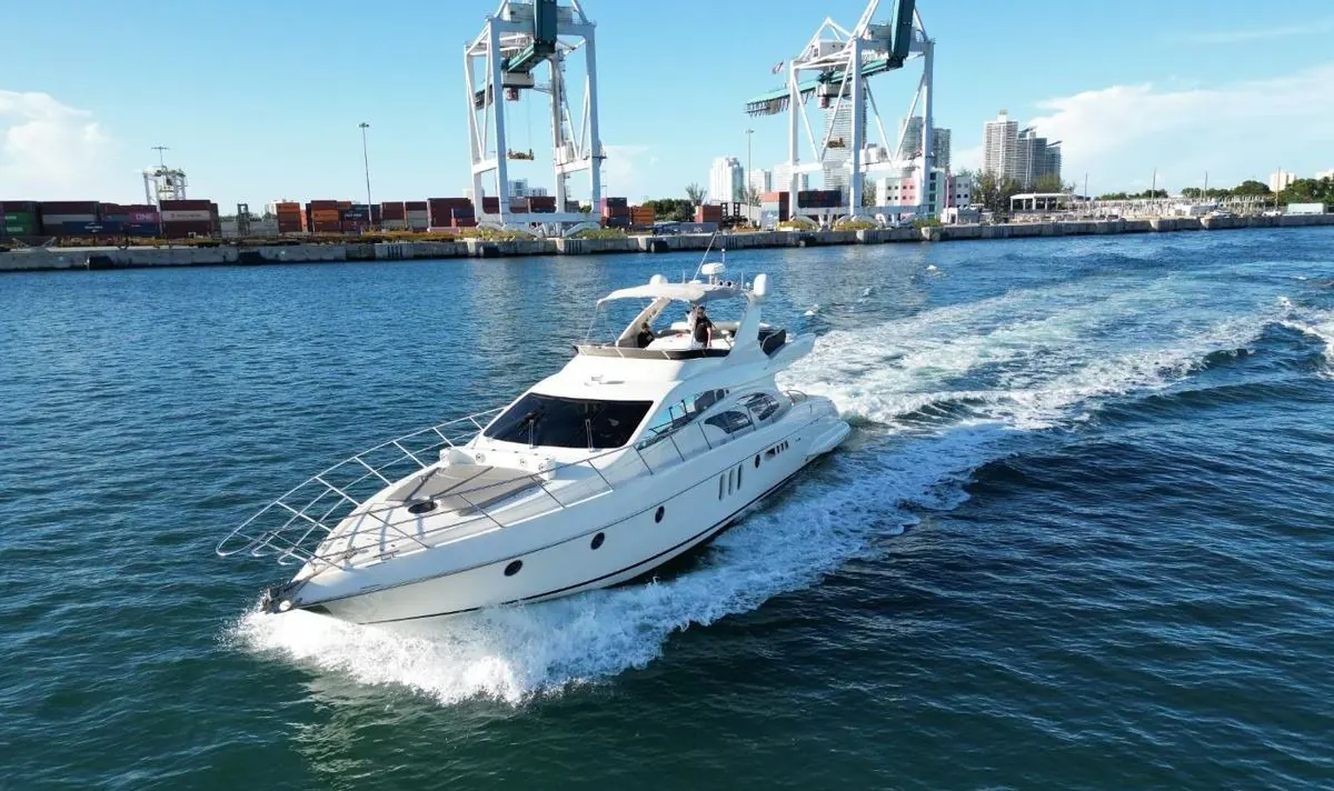 70' Motor Yacht