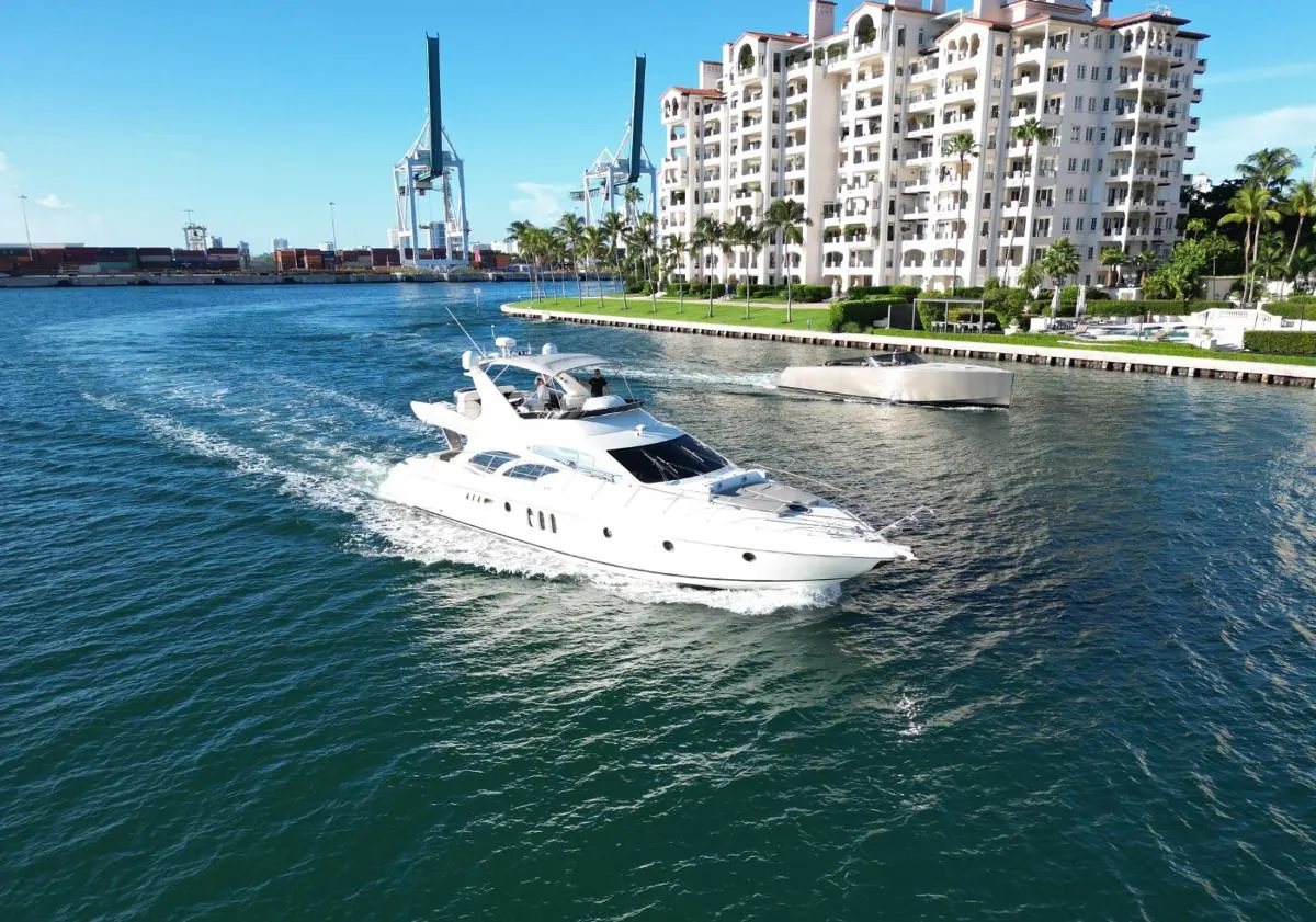 70' Motor Yacht, photo 2