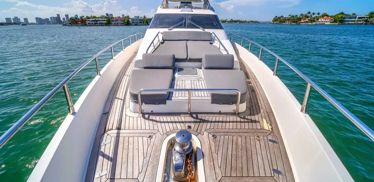 85' Superyacht with Jacuzzi, photo 5