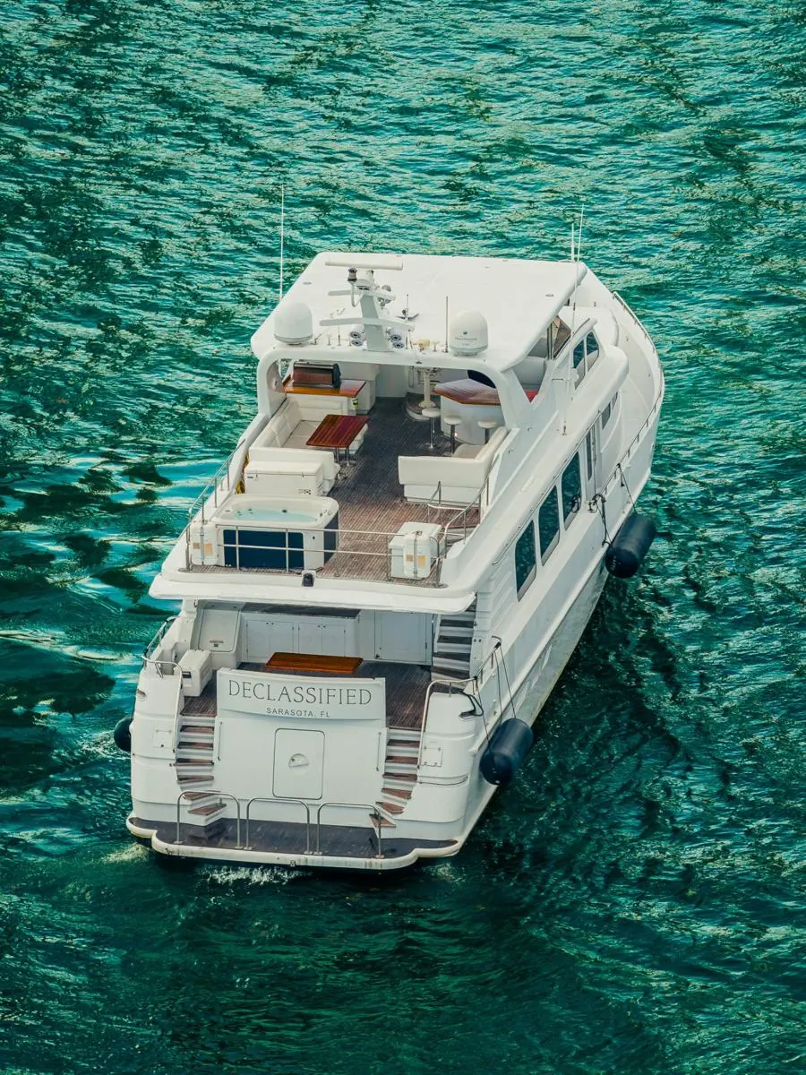 100' Superyacht with Jacuzzi, photo 2
