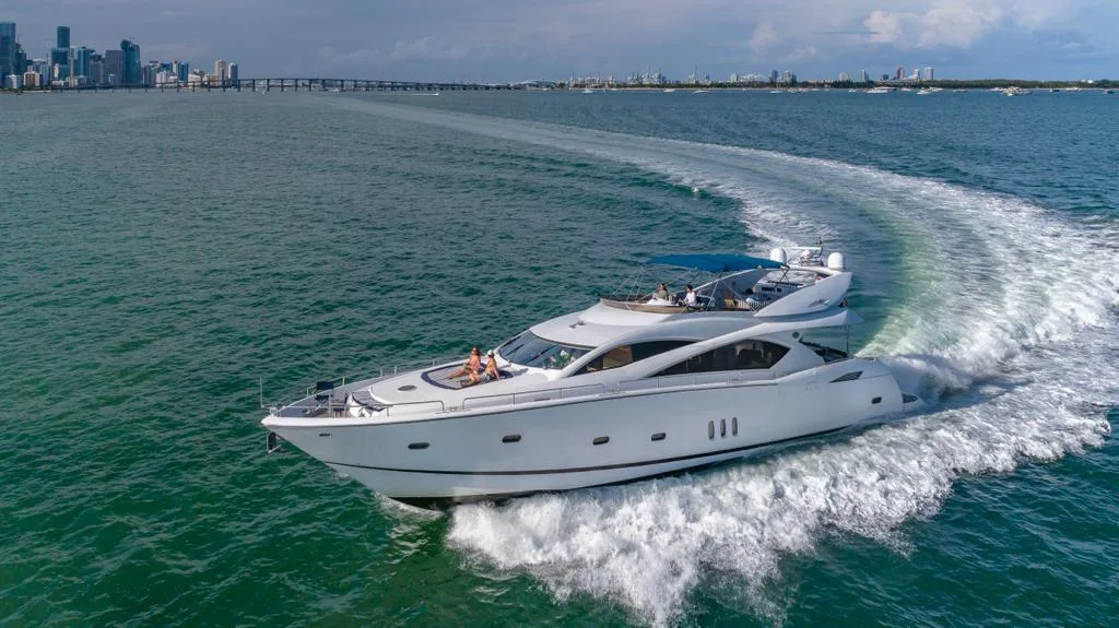 90' Superyate, 2